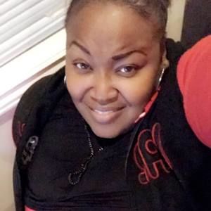 Meet your Posher, Tia